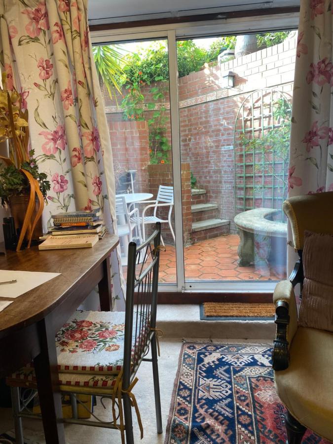 Chiswick Riviera With Free Parking Bed and Breakfast Λονδίνο Εξωτερικό φωτογραφία